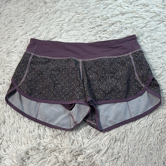 Lululemon Run: Speed Short *4-way Stretch Dottie Mum Deep Coal Mauvelous - Picture 1 of 6